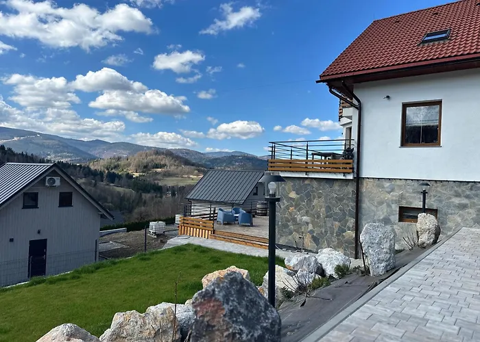 Obok Korbielowa * Krzyzowki